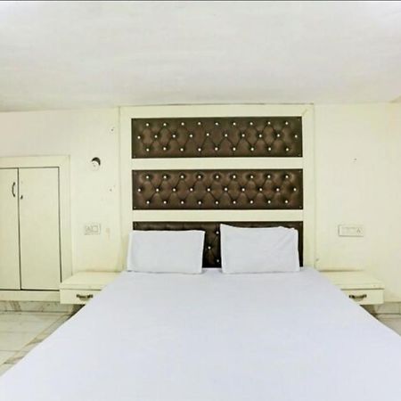 Mishra Residency Hotel อัมริตสา ภายนอก รูปภาพ